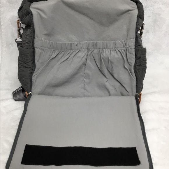 Petunia Pickle Bottom Boxy Backpack/Diaper Bag - Picture 10 of 11